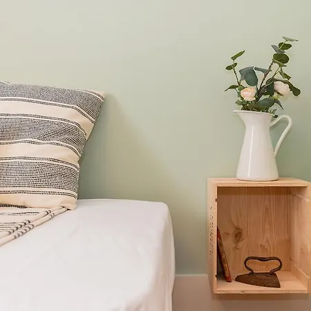 아파트 Warm & Beautiful 3 Bedroom In Anjos *
