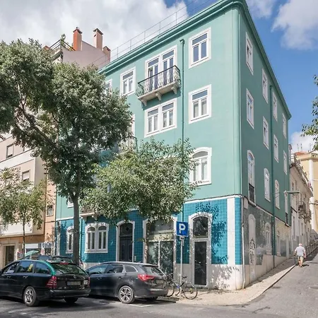 Warm & Beautiful 3 Bedroom In Anjos * Lisboa